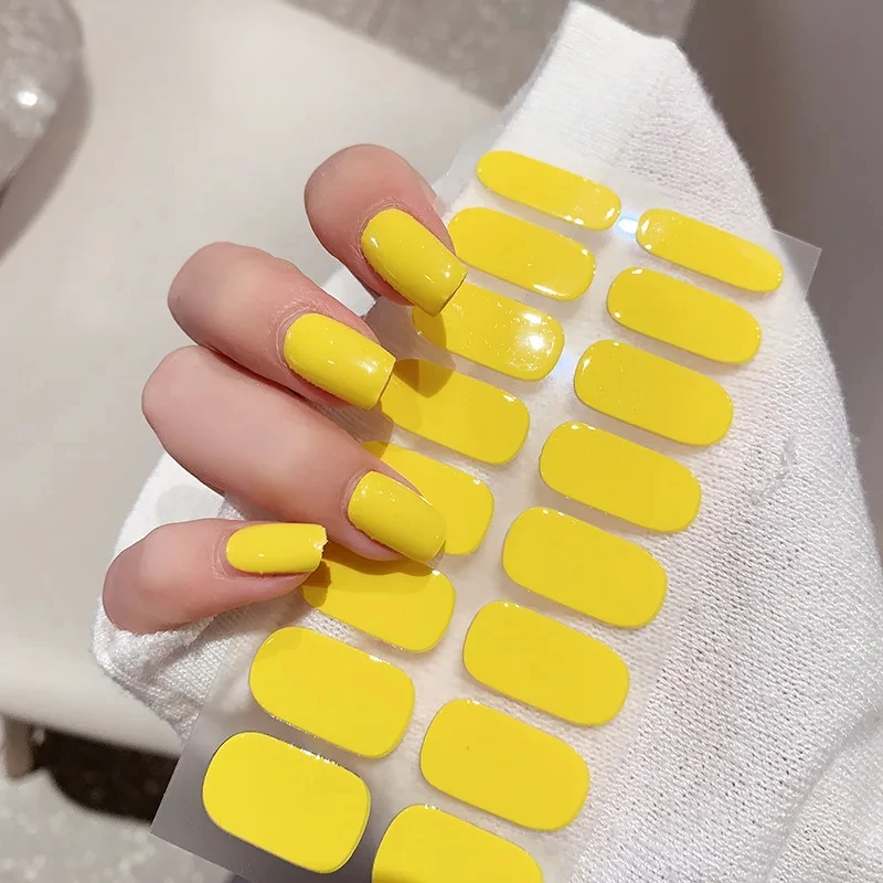 Uñas de Gel Semi-curadas en diferentes colores