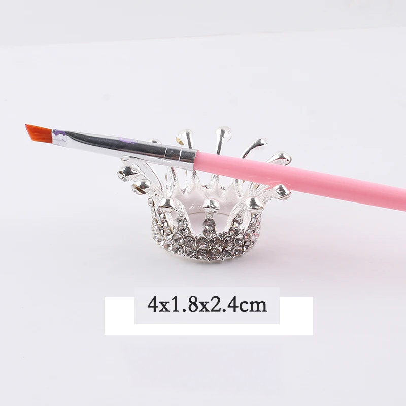 Crown Brush Holder – Elegant & Functional Nail Art Organizer